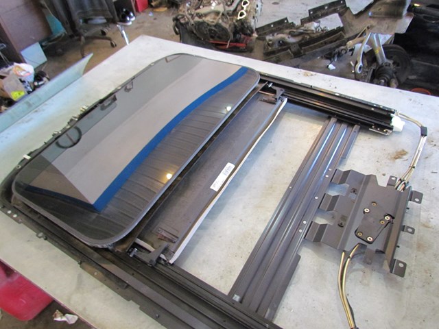 2004 Audi A8L A8 Sun Roof Sunroof Moon Roof Assembly