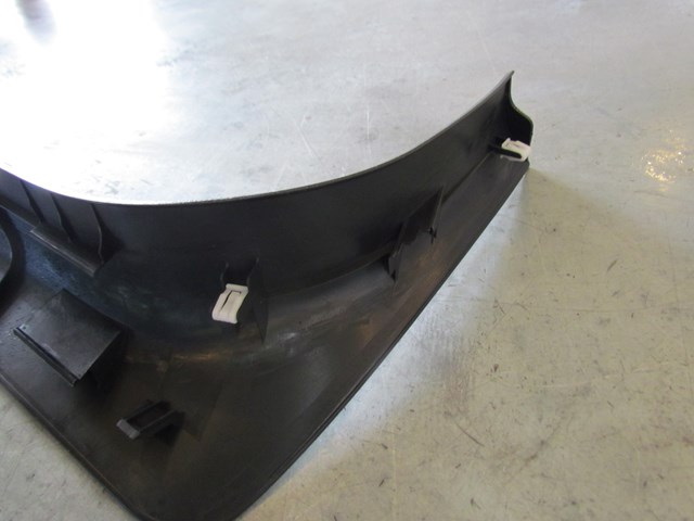 2011 Infiniti M37 Front RH Door Sill Kick Plate 769B4 1MA0A