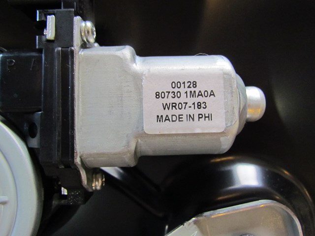 2011 Infiniti M37 Front RH Window Motor & Regulator 80730 1MA0A