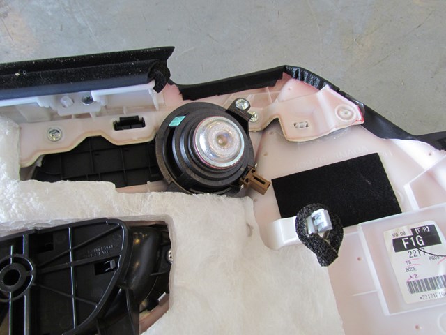 2011 Infiniti M37 Front RH Passenger Door Panel-See Description