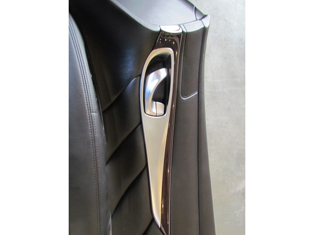 2011 Infiniti M37 Front RH Passenger Door Panel-See Description