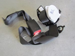 2011 Infiniti M37 Rear Center Seat Belt & Buckle