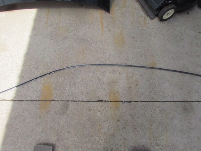 2011 Infiniti M37 RH Passenger Chrome Window Trim Piece