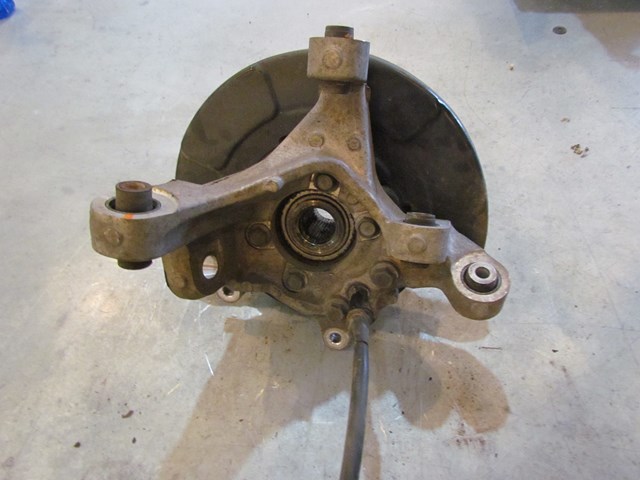 2011 Infiniti M37 Rear RH Passenger Spindle