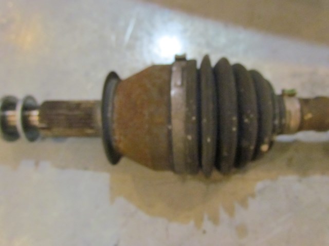 2011 Infiniti M37 Rear RH Passenger Axle