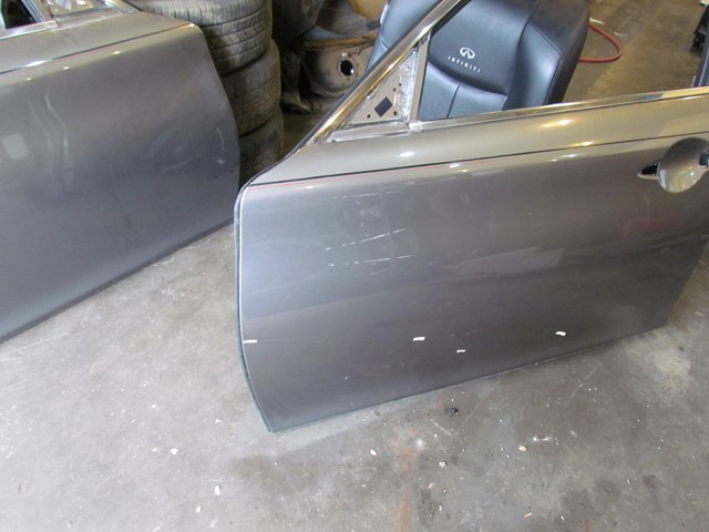 2011 Infiniti M37 Front LH Driver Door