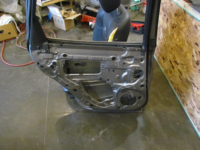 2011 Infiniti M37 Rear LH Driver Door