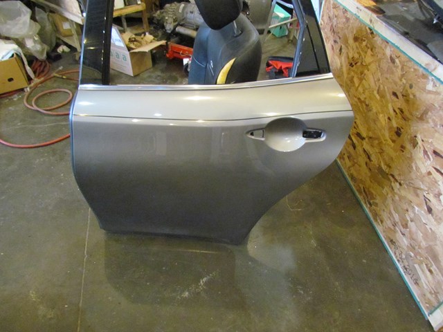 2011 Infiniti M37 Rear LH Driver Door