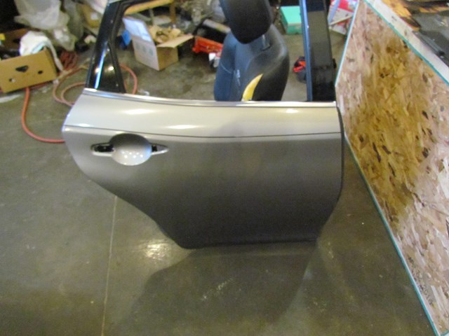 2011 Infiniti M37 Rear RH Passenger Door