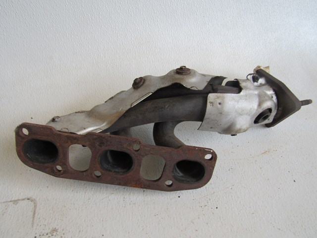 2011 Infiniti M37x LH Driver Exhaust Manifold