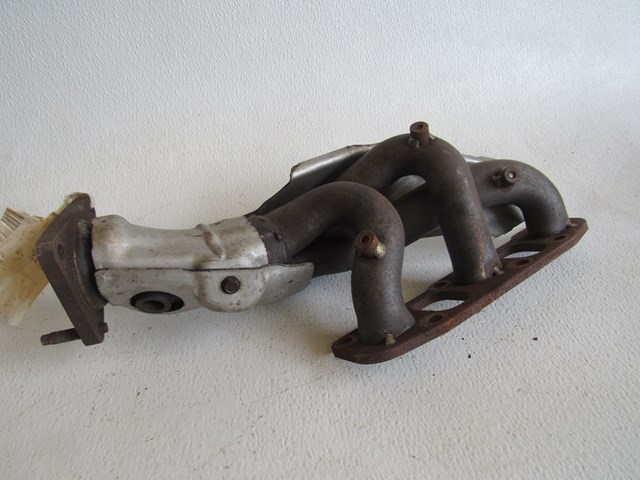 2011 Infiniti M37x LH Driver Exhaust Manifold