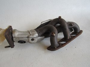 2011 Infiniti M37x LH Driver Exhaust Manifold