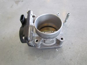 2011 Infiniti M37x LH Driver Throttle Body