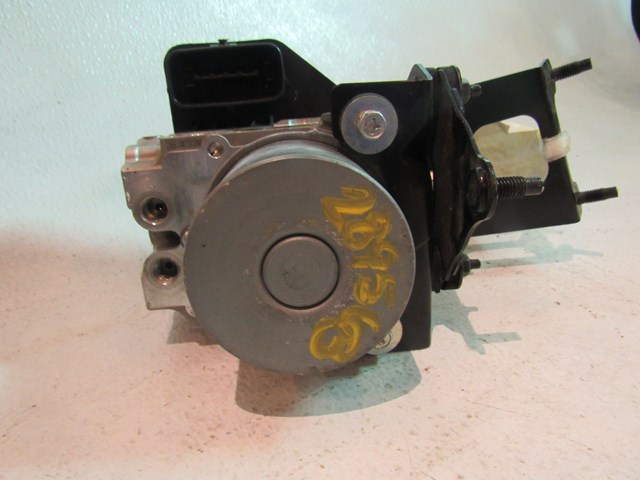 2011 Infiniti M37x ABS Pump