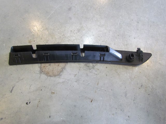 2011 Infiniti M37x Front LH Driver Dash Vent 68748 1MA0A