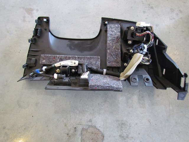 2011 Infiniti M37x LH Lower Dash Trim Panel w/Buttons