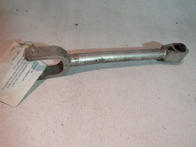 2011 Infiniti M37x Rear LH Driver Lower Control Arm