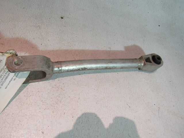 2011 Infiniti M37x Rear LH Driver Lower Control Arm