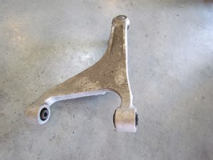 2011 Infiniti M37x LH Driver Rear Upper Control Arm