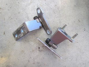 2011 Infiniti M37 M37x Rear RH Passenger Door Hinge Set