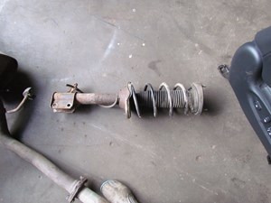 2007 Subaru Forester RH Passenger Rear Strut