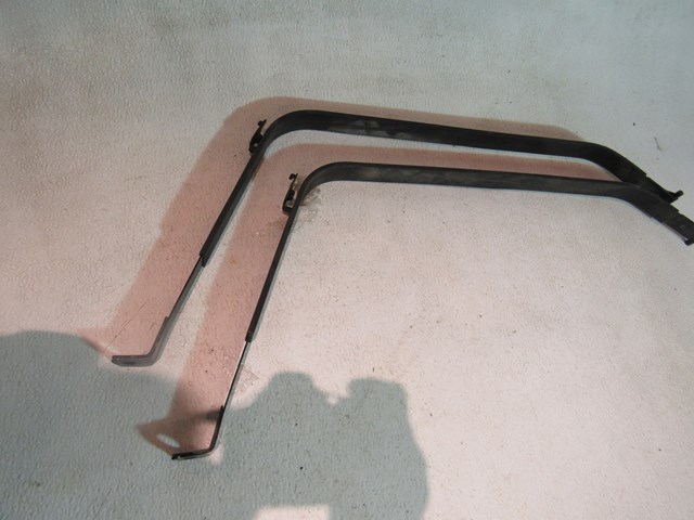 2011 Infiniti M37 M37x Gas Tank Straps