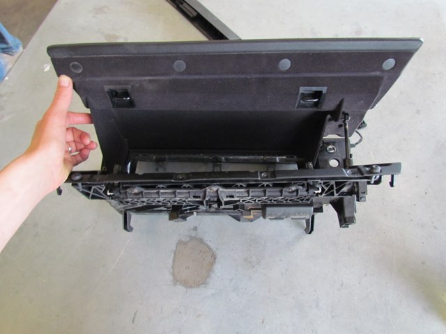 2007 BMW M6 Convertible RH Glove Box