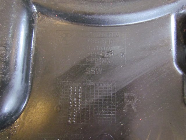 2007 BMW M6 Convertible RH Microfilter Air Inlet 