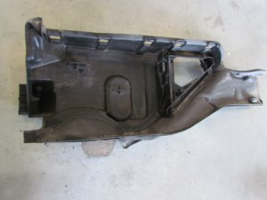 2007 BMW M6 Convertible RH Microfilter Air Inlet 