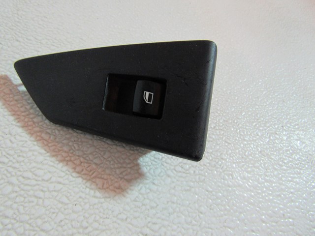 2007 BMW M6 Convertible RH Door Switch 159798042426