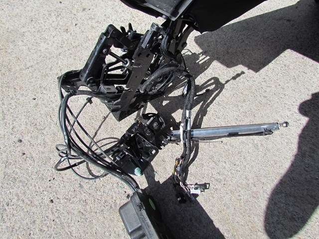 2007 BMW M6 Convertible Soft Top Roof Folding Cover Assembly OEM (FREIGHT)