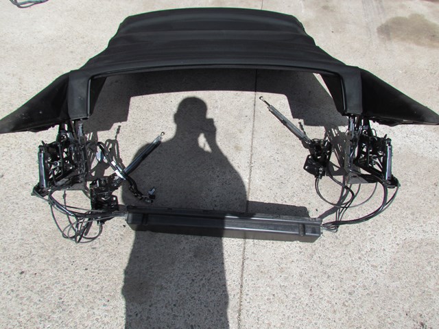 2007 BMW M6 Convertible Soft Top Roof Folding Cover Assembly OEM (FREIGHT)