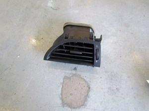 2007 BMW M6 Convertible RH Dash Vent 64227009272