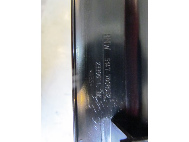 2007 BMW M6 Convertible RH Passenger Door Sill Trim 51427008932