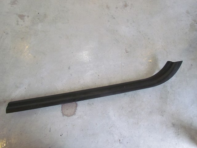 2007 BMW M6 Convertible RH Passenger Door Sill Trim 51427008932