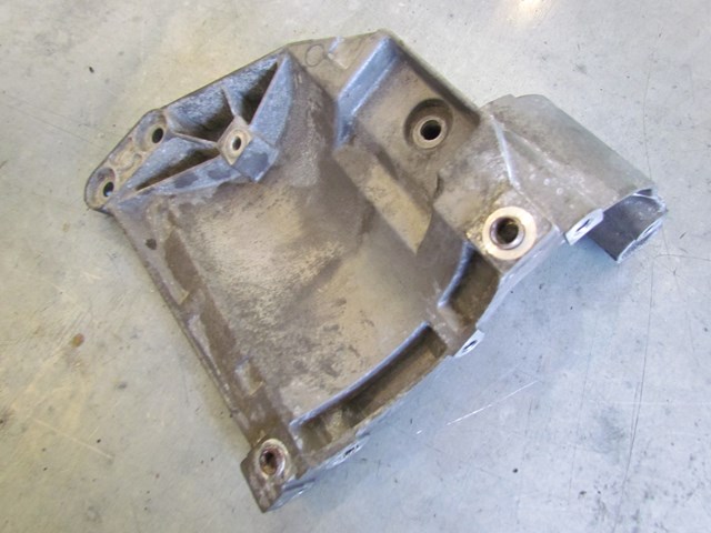 2007 BMW M6 Ac Compressor Power Steering Bracket