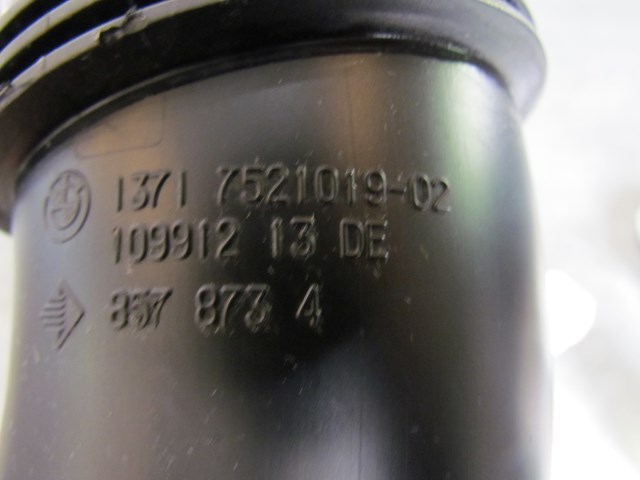 2007 BMW M6 Convertible LH Intake Tube 137752101902