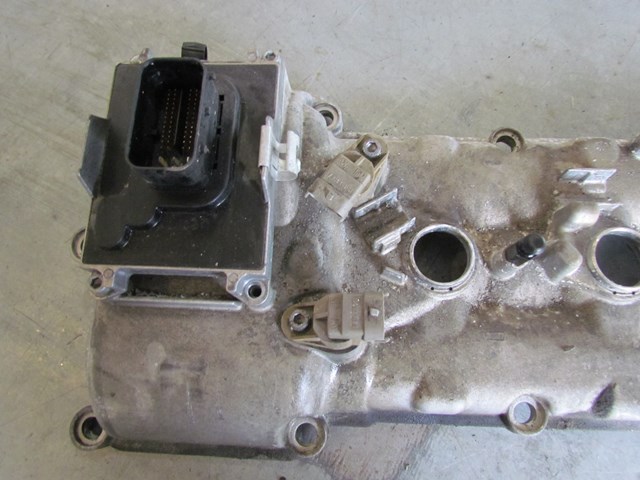 2007 BMW M6 Convertible LH Driver Valve Cover