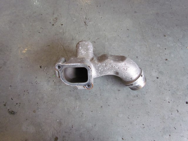 2007 BMW M6 Convertible Coolant Water Inlet Pipe