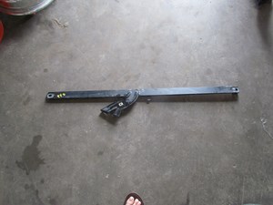 2007 BMW M6 Convertible Front RH Chassis Brace