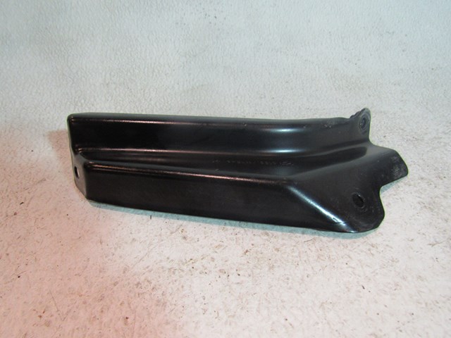 2007 BMW M6 Convertible Windshield Washer Reservoir Upper Bracket OEM 6166711764