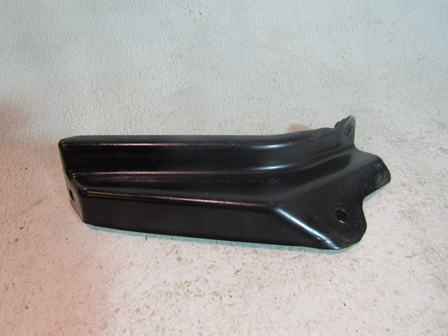 2007 BMW M6 Convertible Windshield Washer Reservoir Upper Bracket OEM 6166711764