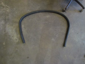 2007  BMW M6 Convertible RH Passenger Door Seal