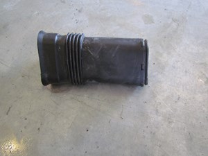 2007  BMW M6 Convertible Air Intake Tube