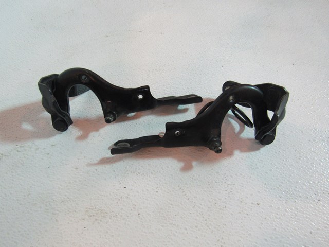 2007 BMW M6 Convertible Trunk Hinge Set