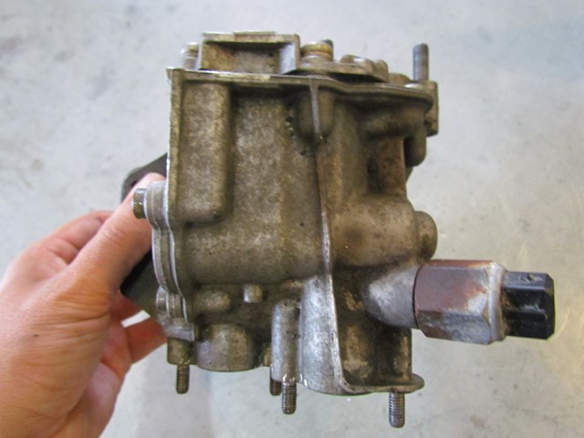 2007 BMW M6 Oil Filter Housing Canister E63 E60