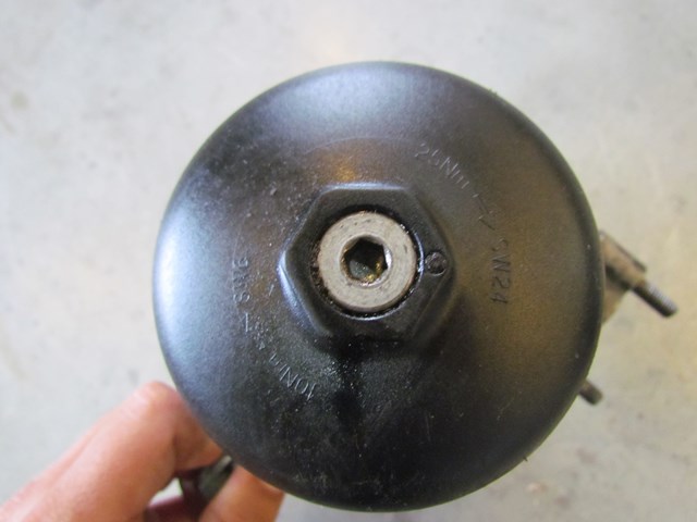 2007 BMW M6 Oil Filter Housing Canister E63 E60