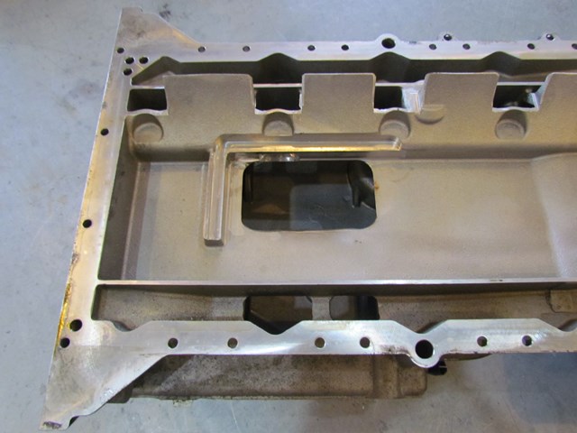 2007 BMW M6 E63 V10 Lower Oil Pan DAMAGE M5 E60