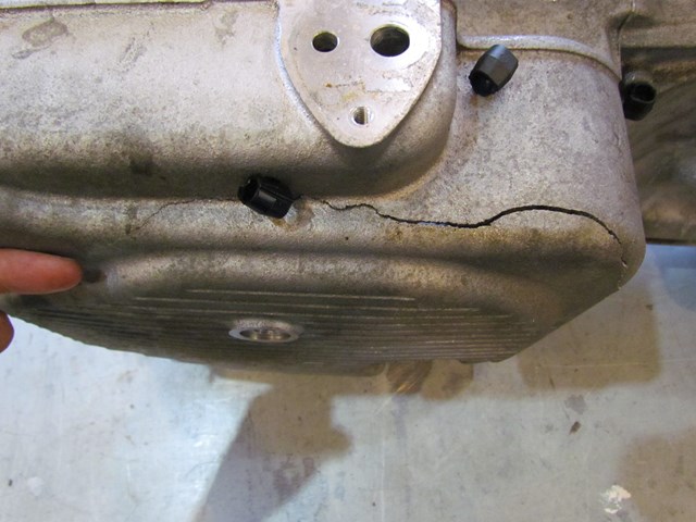 2007 BMW M6 E63 V10 Lower Oil Pan DAMAGE M5 E60