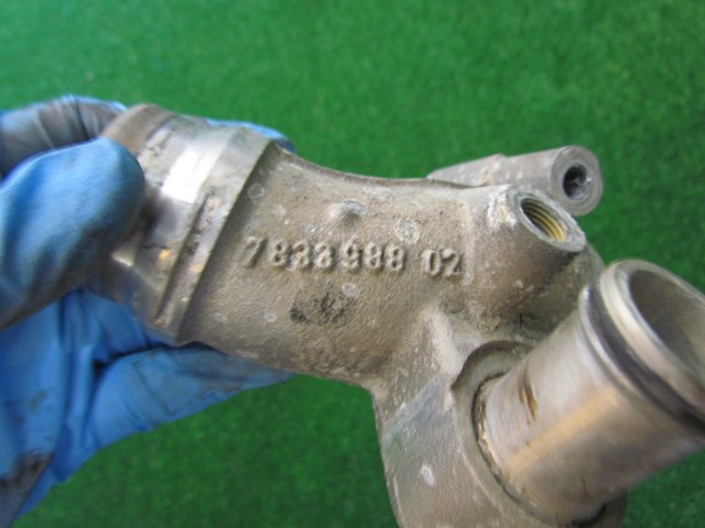 2007 BMW M6 Convertible RH Coolant Water Inlet Pipe